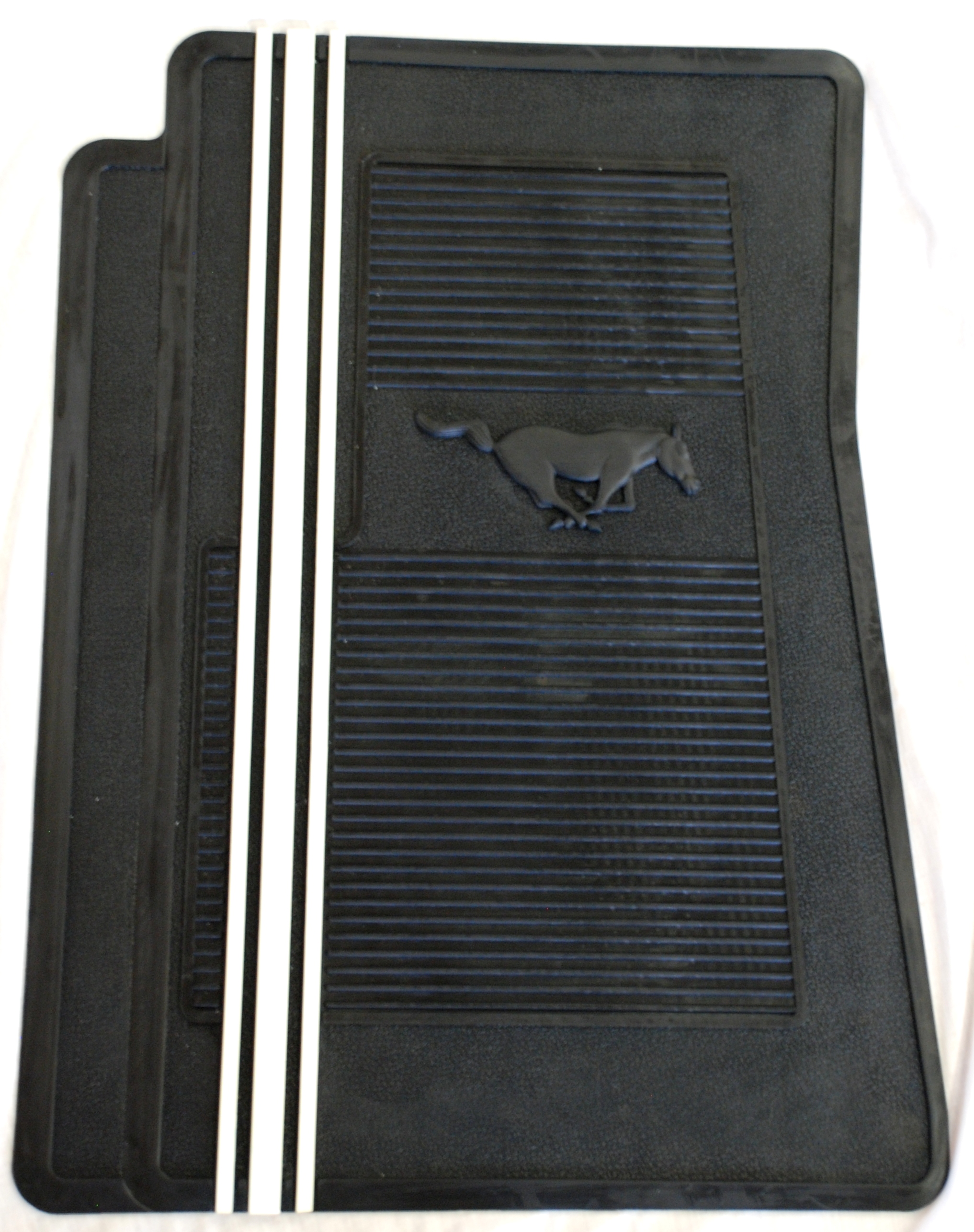 19941998 Mustang Rubber Floor Mats